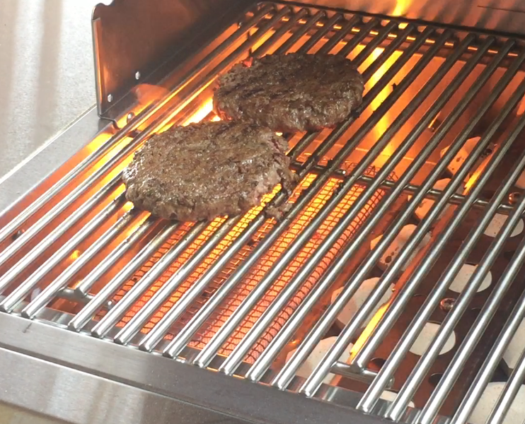 http://rcsgasgrills.com/cdn/shop/articles/Infrared_Burner_1200x630.png?v=1622219289